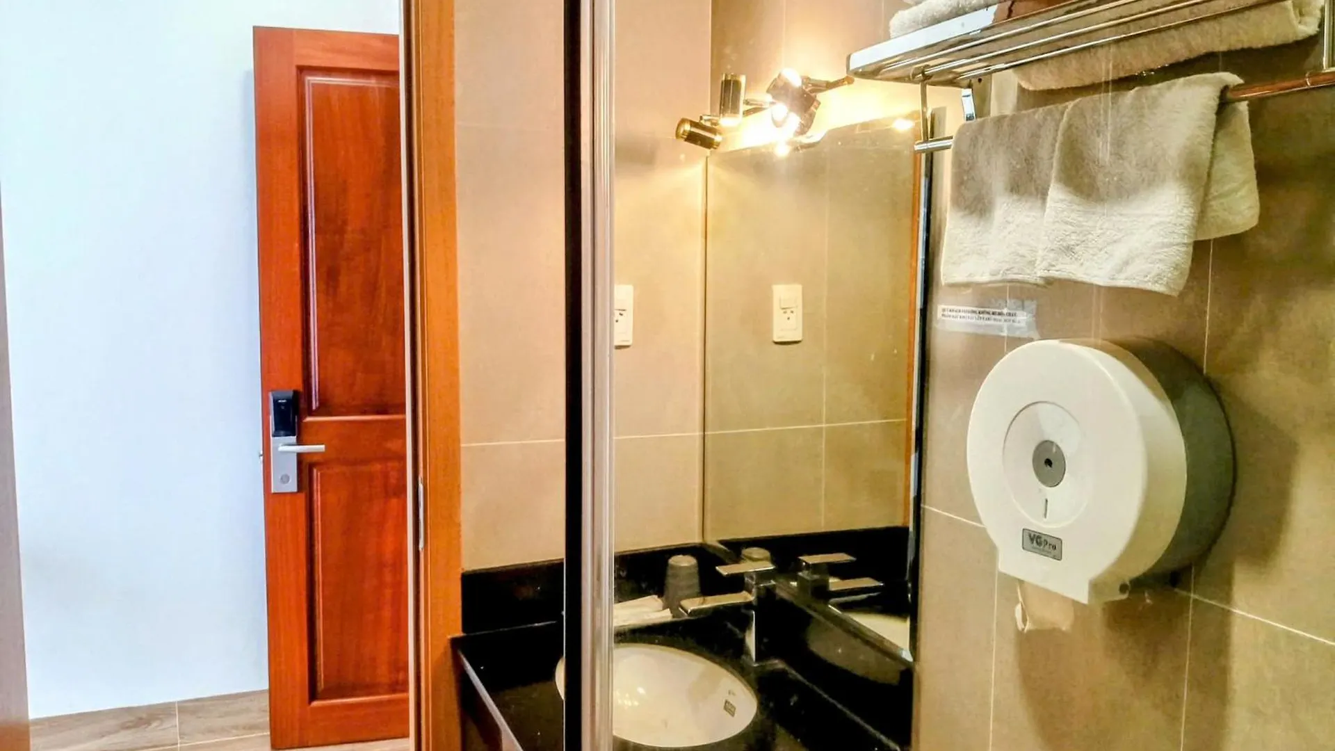 Mia Hotel Vung Tau 0*,  Vietnam